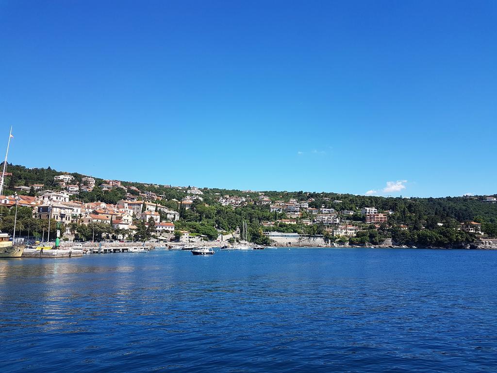 Holiday Home Dunja Опатия Екстериор снимка